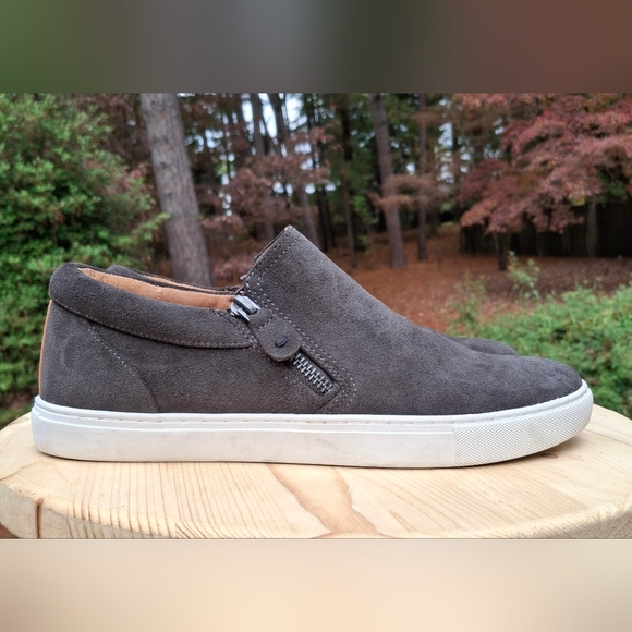 Gentle Souls Kenneth Cole Women's Grey Suede Lowe Double Zip Sneaker Size 10 - Picture 9 of 9